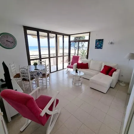 Seaviews Terrace Comotucasa לינה וארוחת בוקר